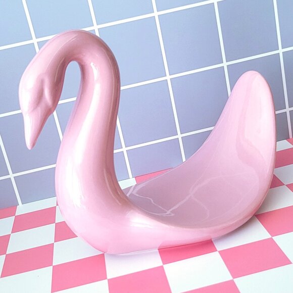 Vintage 1980s Dusty Pink Rose Ceramic Swan Towel Holder - Picture 1 of 8
